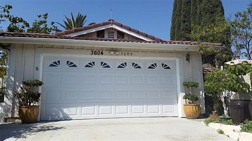 1st image of 3604 Grand Ave