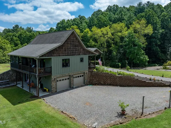 1935 Dug Hill Rd, Mountain City, TN 37683