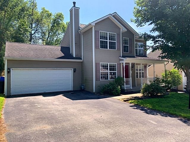 1st image of 8 Cobblestone Ln