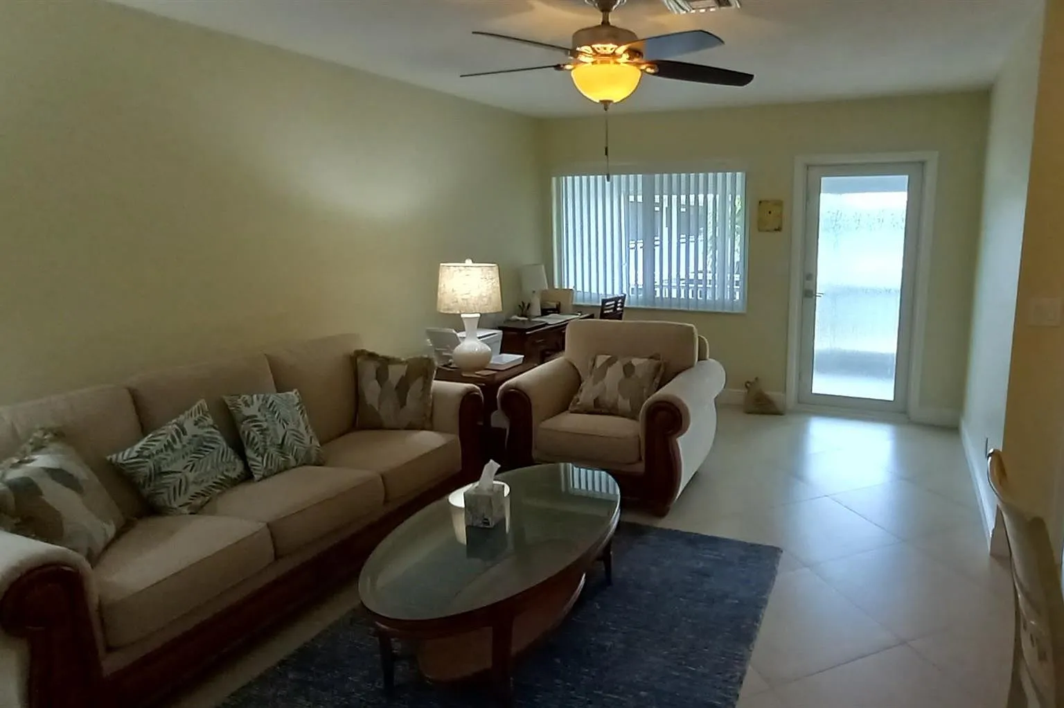 1 bed, 1.5 bath, 800 sqft, $1,600 — Photo 3
