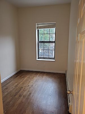 4th image of 30-95 33rd St #2