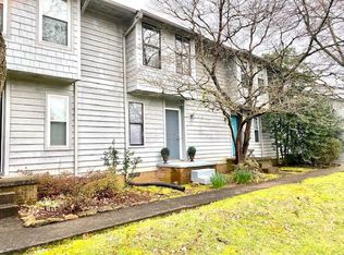 613 Idlewood Ln APT C, Knoxville, TN 37923