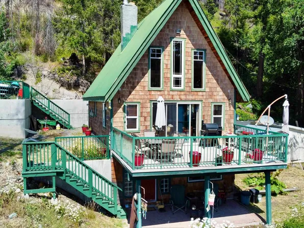 9348 Gun Lake Rd W, Squamish Lillooet, BC V0K 1P0