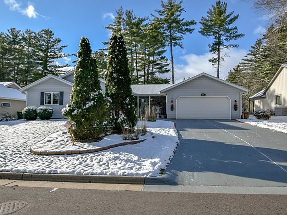 4th image of 831 E Woodland Trl