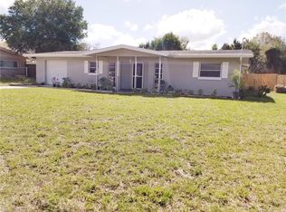 17 Golfview Cir NE, Winter Haven, FL 33881