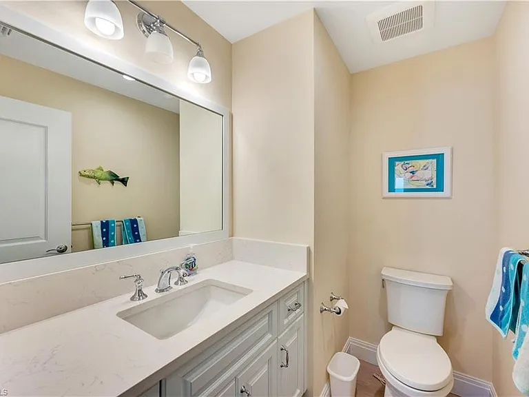 1065 Gulf Shore Blvd N #201 — Photo 14