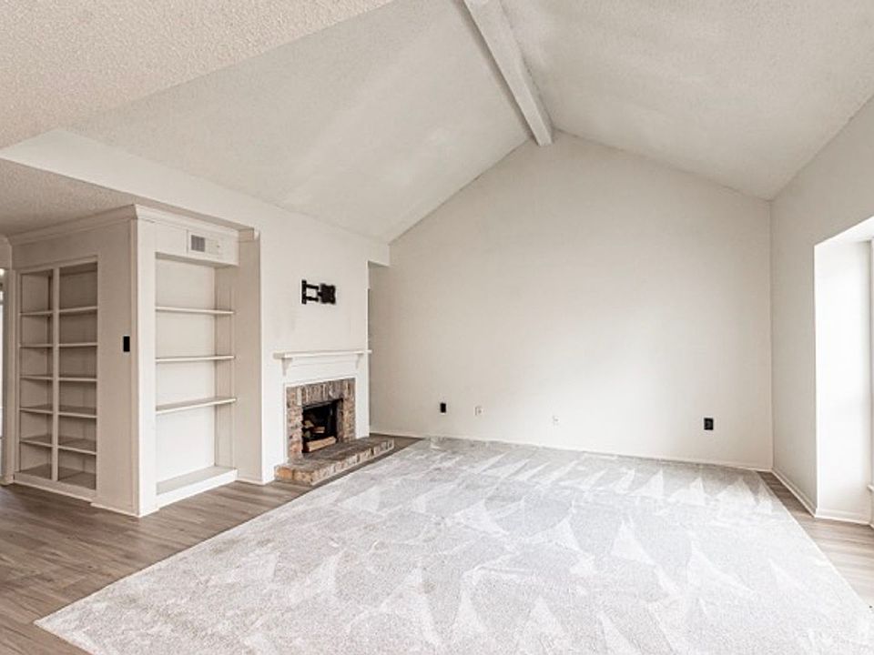 1st image of 8155 Jefferson Hwy APT 705