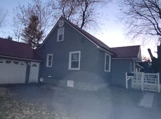413 Parnell Ave, Sault Sainte Marie, MI 49783