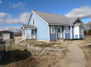 191 Law Rd, Lafayette, TN 37083