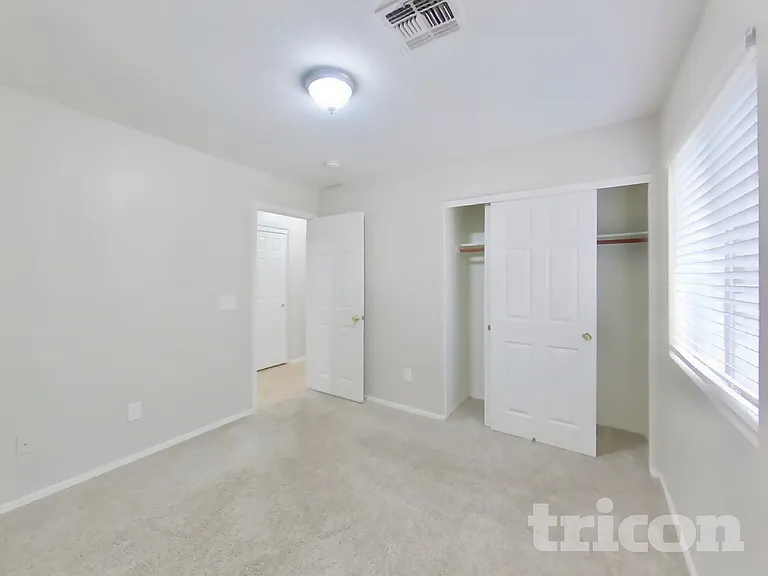 1491 E Stirrup Ln — Photo 13