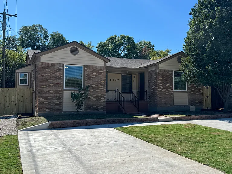 8109 Carlos St #A — Photo 1