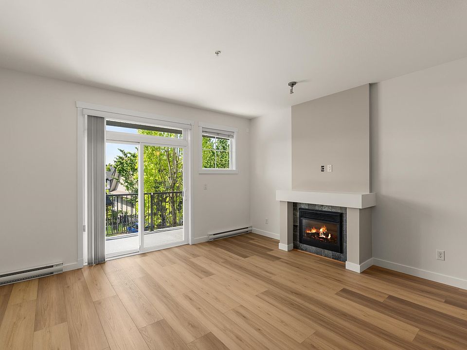 1st image of 13819 232nd St #16