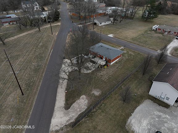 5th image of 601 Cote Sans Dessein Rd