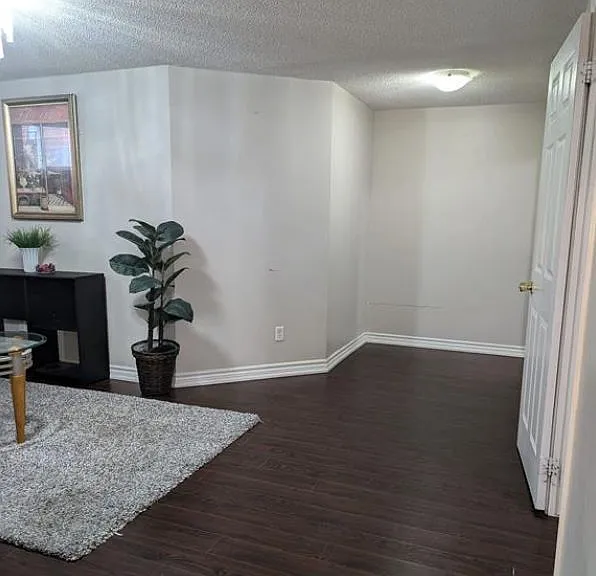 226 Saint Joan Of Arc Ave #BASEMENT — Photo 4