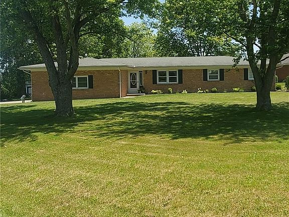 2nd image of 2380 Ada Dr