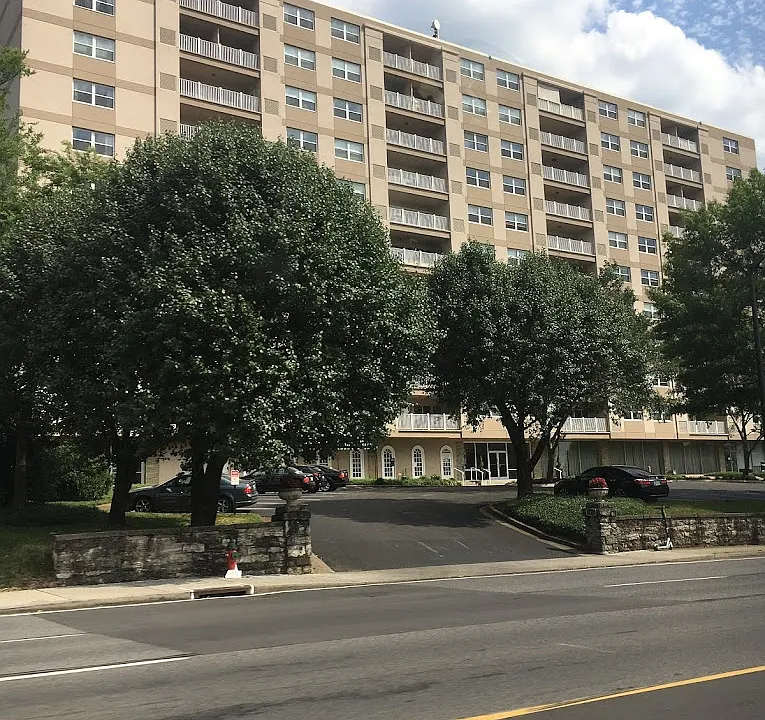 Continental Condos by Charlotte Management