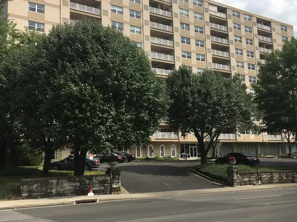 Continental Condos by Charlotte Management