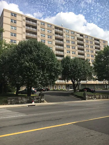 Continental Condos by Charlotte Management Photo 1