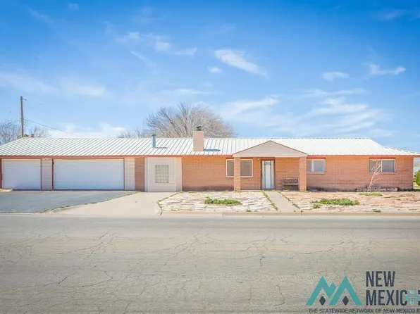 612 Broken Arrow Rd, Roswell, NM 88201
