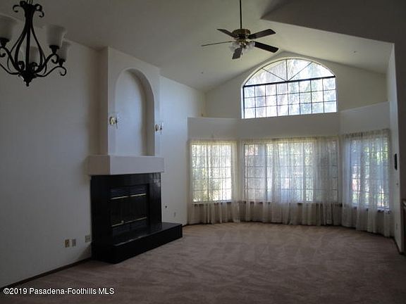 3rd image of 9140 Boxwood Ave