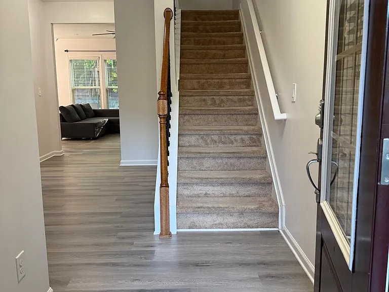 2124 Greencrest Cir — Photo 22