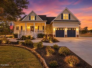 100 Cove Side Lane, Hampstead, NC 28443