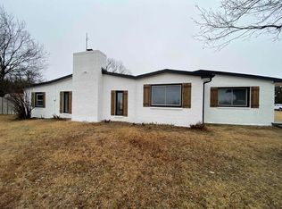 8262 Us Highway 77, Winfield, KS 67156