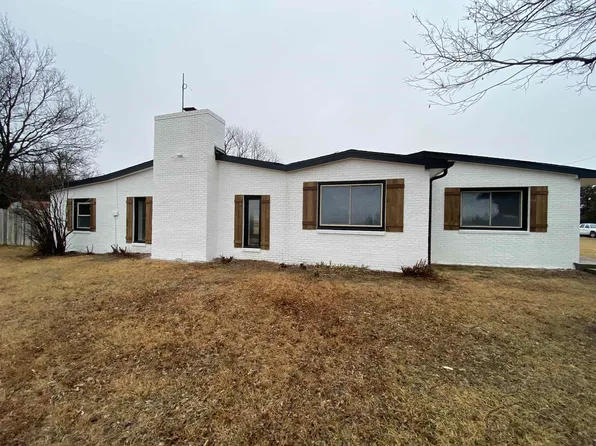 8262 Us Highway 77, Winfield, KS 67156