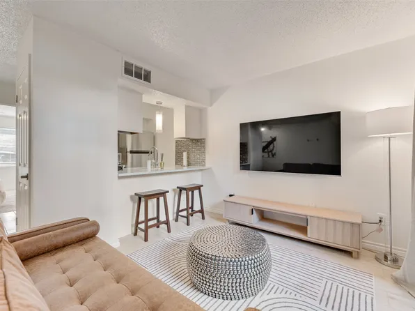1810 N Garrett Ave APT 119, Dallas, TX 75206