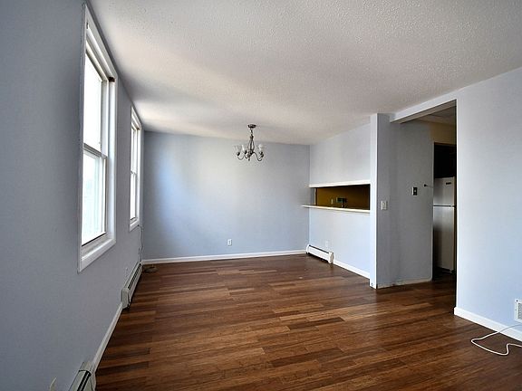 2nd image of 1408 Vyse Ave Floor 2