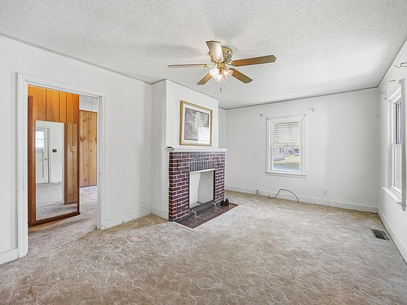 5th image of 618 Carden Ave
