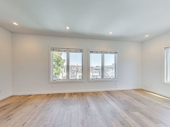 2nd image of 1371.5 Minna St