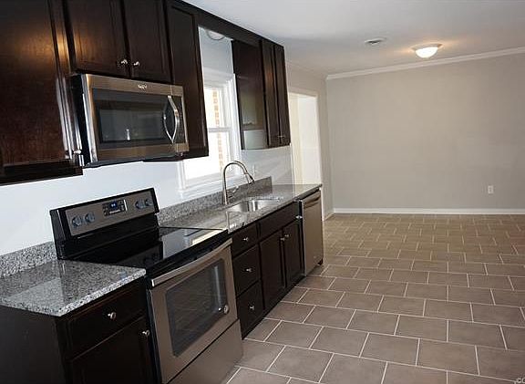 2nd image of 7157 Peach Orchard Ln