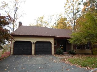73 Sandpiper Dr, Hackettstown, NJ 07840