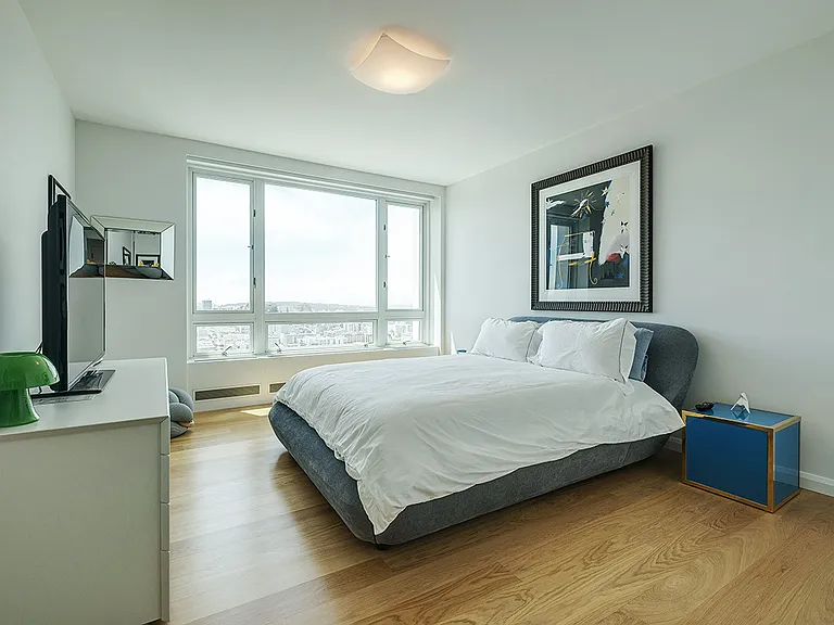 1200 California St #19D — Photo 22