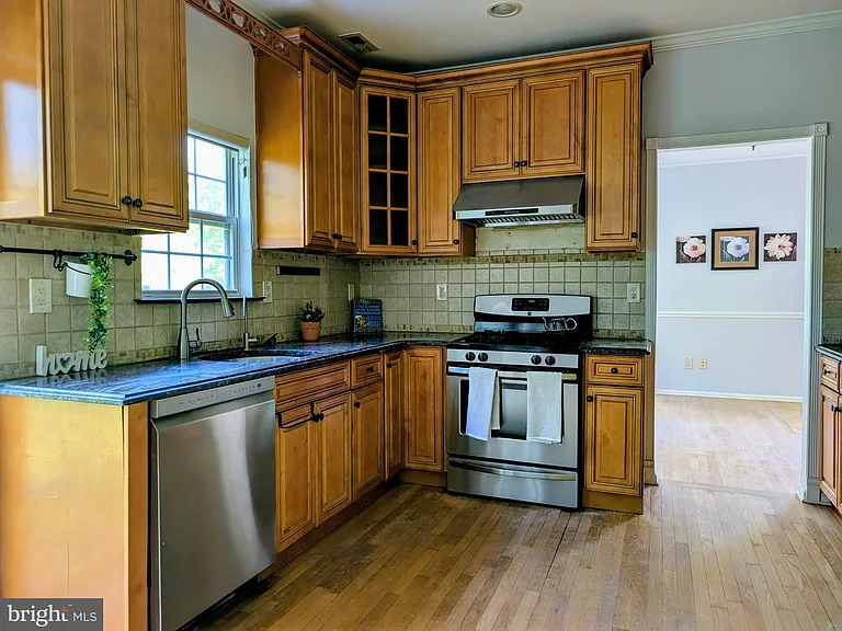 20 Cambridge Ct — Photo 7