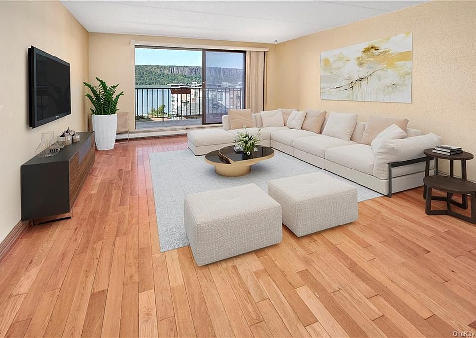1st image of 1120 Warburton Ave APT 2E