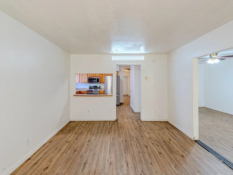 201 Burma Dr NE — Photo 6