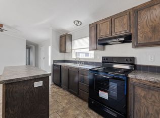 5804 NW Plaza Dr, Kansas City, MO 64118
