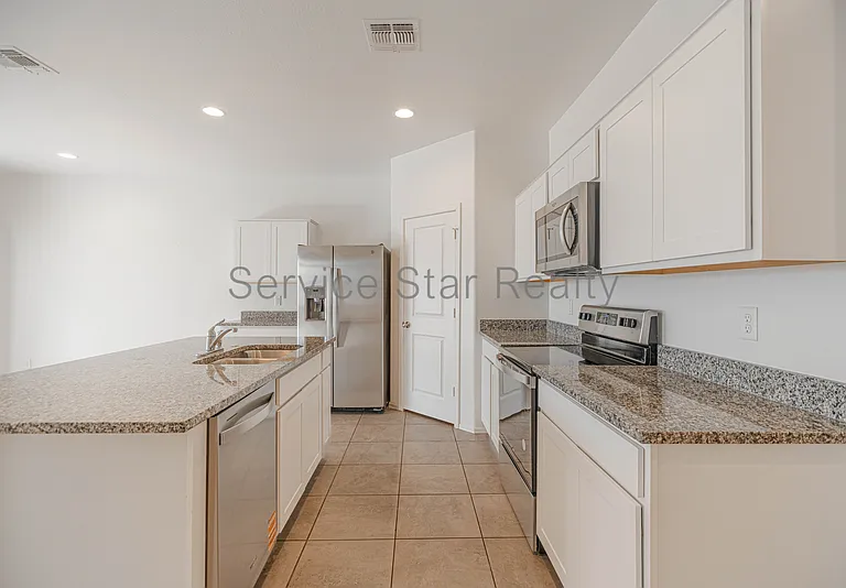 1167 W Del Monte Pl — Photo 11