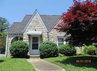 1201 Mitchell St, Mount Airy, NC 27030