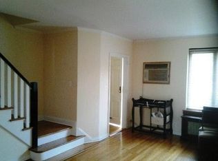 6266 82nd St, Middle Village, NY 11379