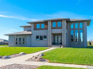 7509 S Meredith Ave, Sioux Falls, SD 57108