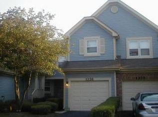 1236 Tennyson Ln, Naperville, IL 60540