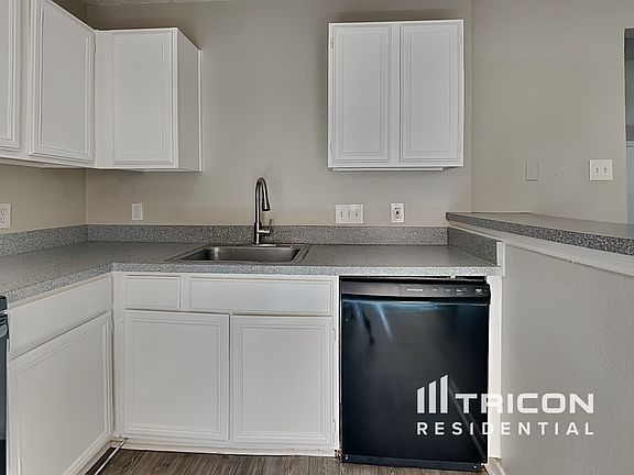 5th image of 7735 Ellis Dr