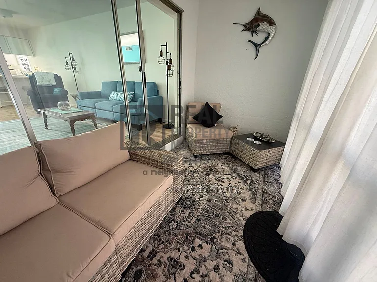 4718 SE 5th Ave #7 — Photo 9
