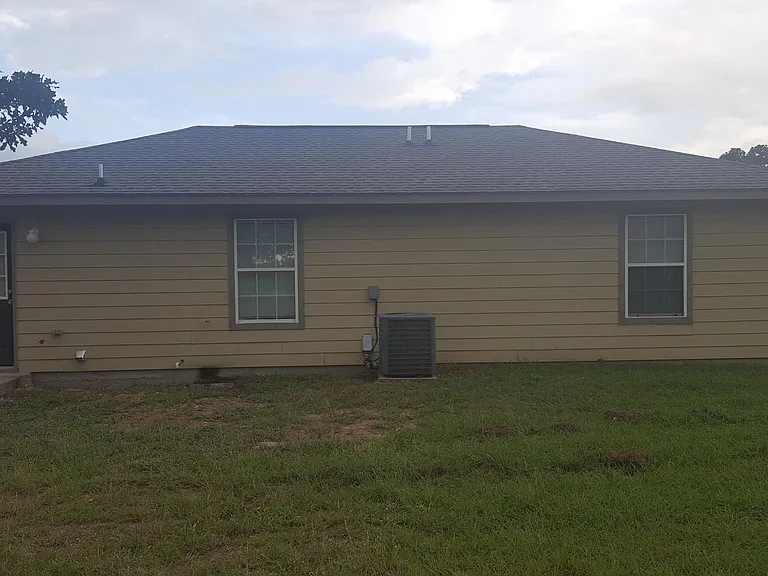 654 FM 1209 — Photo 16