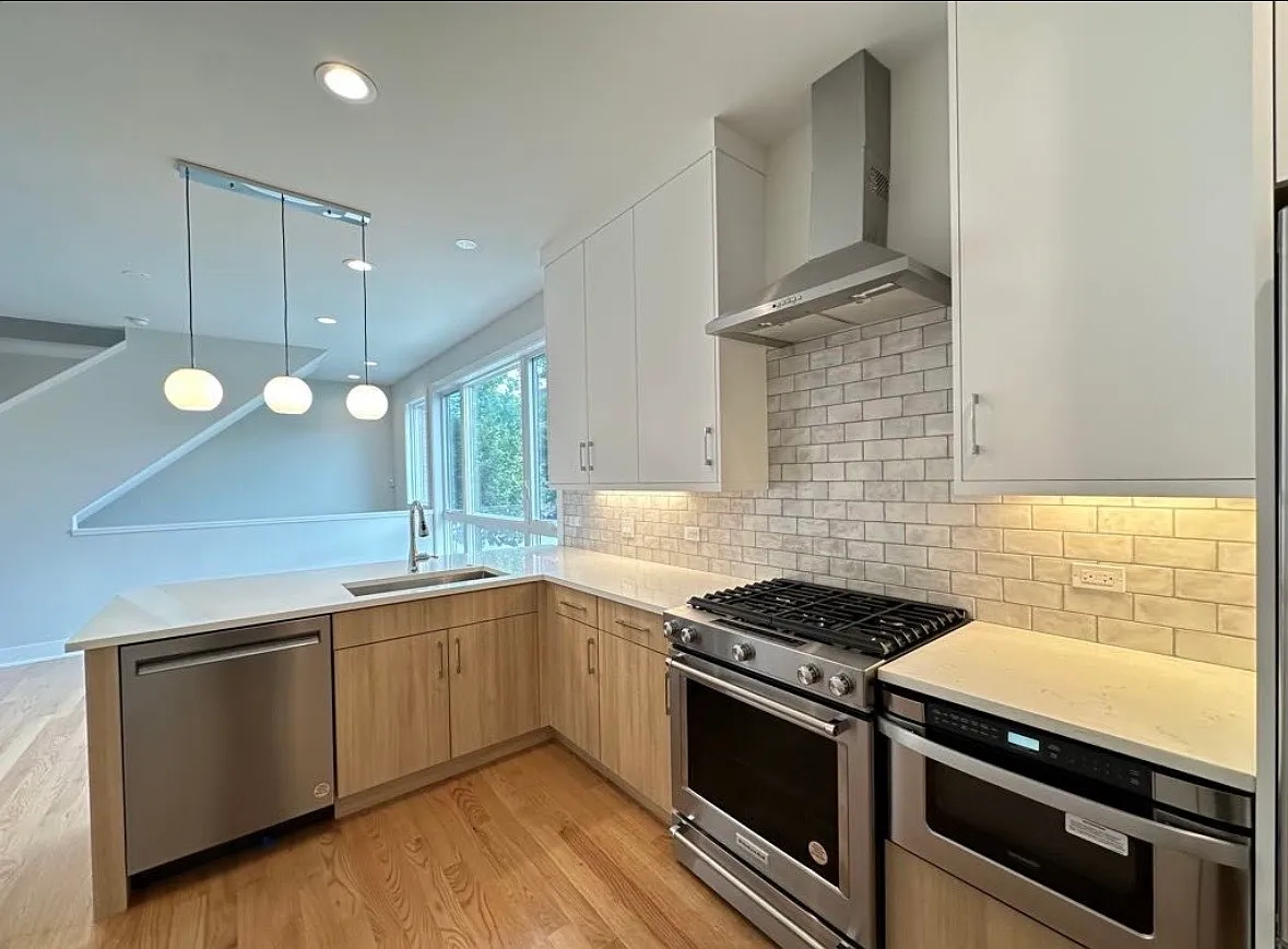 2 bed, $3,645 — Photo 3