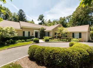 16 Hemlock Rd, Short Hills, NJ 07078