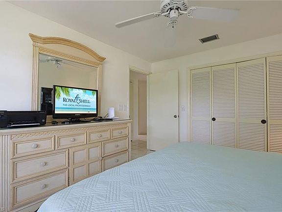 3rd image of 28387 Las Palmas Cir
